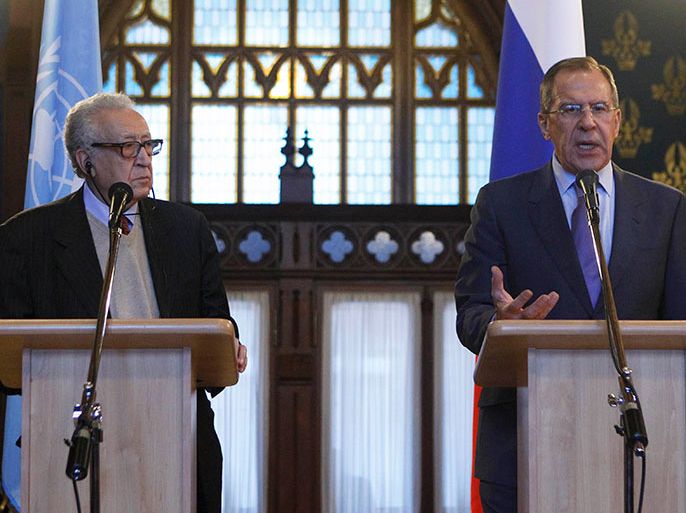 U.N.-Arab League peace mediator Lakhdar Brahimi (L) of Algeria and Russia's Foreign Minister Sergei Lavrov attend a joint news conference in Moscow December 29, 2012. The international mediator seeking to end the 21-month-old conflict in Syria met Russia's foreign minister in Moscow on Saturday after talks in Damascus but expectations of progress toward a negotiated solution were low. REUTERS/Sergei Karpukhin (RUSSIA - Tags: POLITICS)
