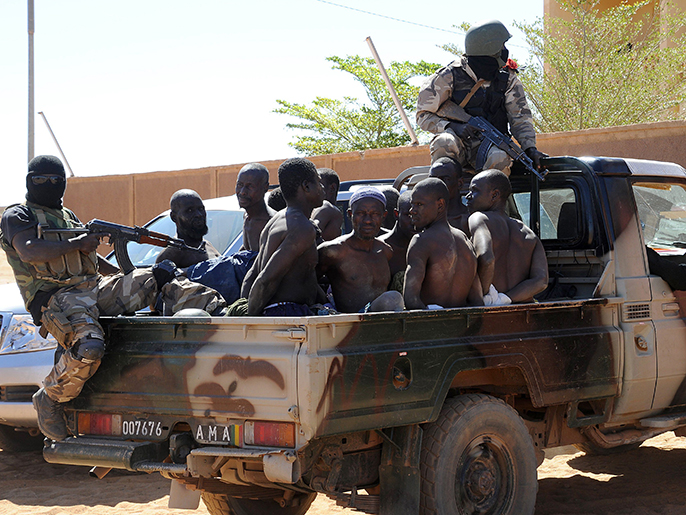 تزايد الاتهامات لجيش مالي بانتهاك حقوق الإنسان (الفرنسية)