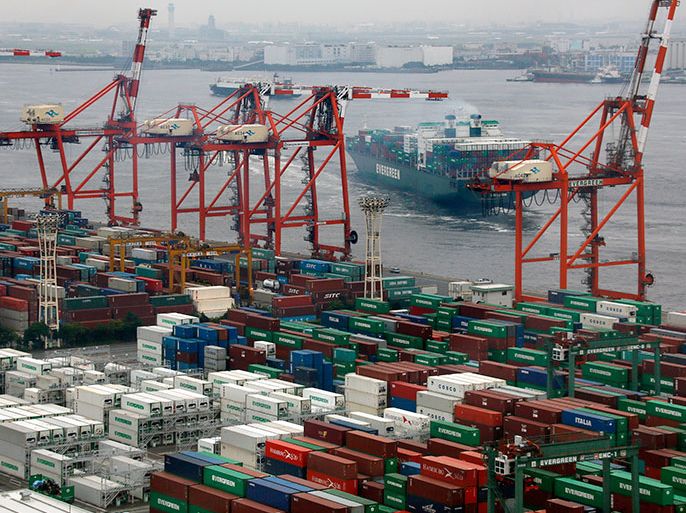 epa03573036 A picture made available on 08 February 2013 shows an international container cargo terminal for export and import in Tokyo, Japan, on 25 July 2012. Japan's Finance Ministry announced on 08 February 2013 in a preliminary report that Japan recorded a current account surplus down 50.8 percent in year-on-year changes and a current account deficit of 264 billion yen (about 2.8 billion US dollar) in December 2012. EPA/KIMIMASA MAYAMA