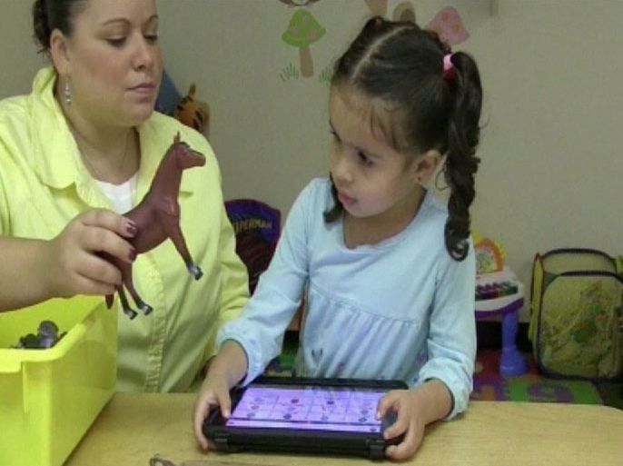استخدام التكنولوجيا لعلاج أطفال التوحد