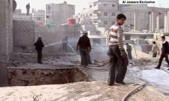 جيش النظام يقصف أحياء بريف دمشق براجمات الصواريخ