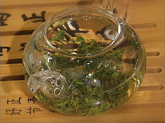 لابد من تناول الشاي الأخضر يوميا لدى الصينين