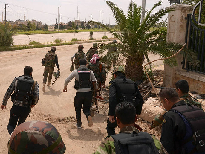 مقاتلون من الجيش الحر في حلب (رويترز)