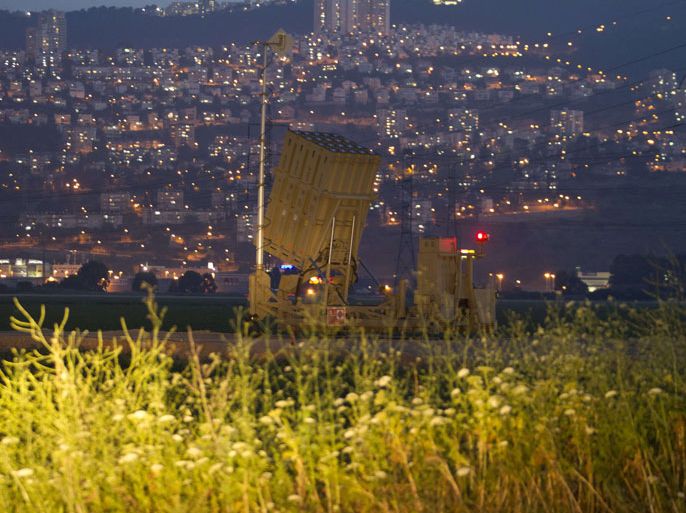 XAG125 - Haifa, -, ISRAEL : An "Iron Dome" short-range missile defence system is pictured near the northern Israeli city of Haifa on May 5, 2013. Israel carried out a pre-dawn air strike near Damascus, targeting Iranian missiles destined for Lebanon's Hezbollah in the second such raid on Syria in three days, a senior Israeli source said. TOPSHOTS/AFP PHOTO/AHMAD GHARABLI