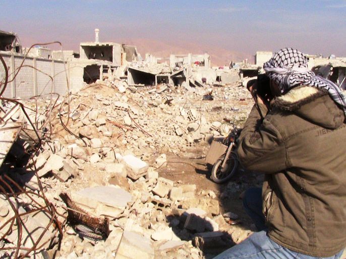 سوريا تشهد حربا إعلامية شعواء لم ترحم الصحفيين ولا المواطنيين الإلكترونيين.