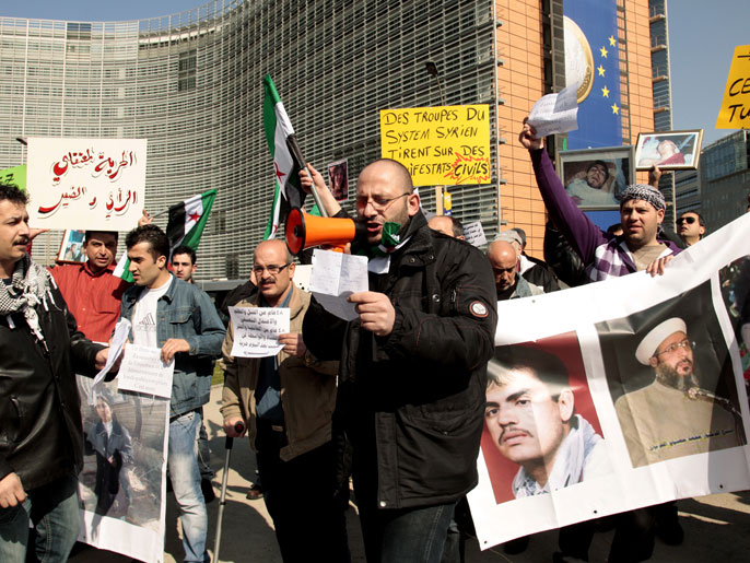 مظاهرة في بروكسل تندد بجرائم نظام بشار الأسد في حق الشعب السوري (الأوروبية-أرشيف)