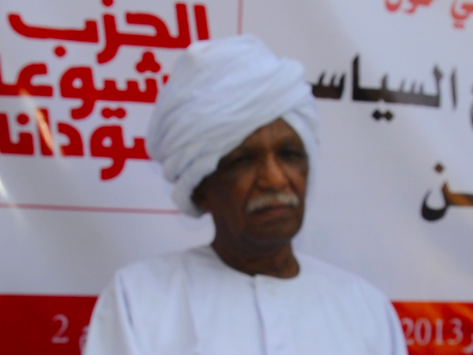 السكرتير السياسي للحزب الشيوعي السوداني محمد مختار الخطيب(الجزيرة نت)