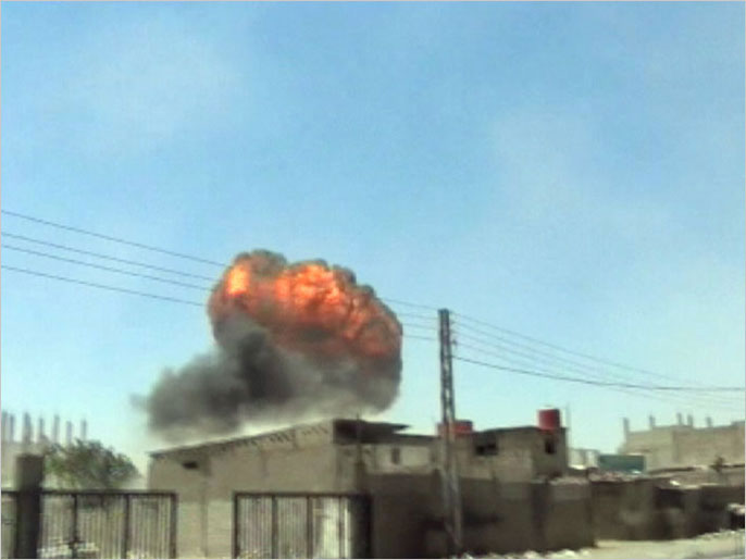 ‪الجيش النظامي أعلن قتل 62 من مقاتلي المعارضة في عدرا‬ (الجزيرة)