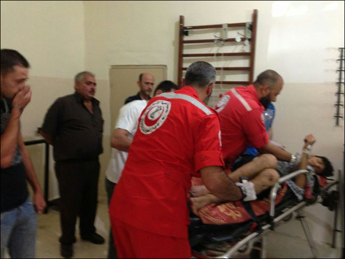 ‪هيومن رايتس ووتش دعت الحكومة والجيش اللبناني لتسهيل عمليات نقل الجرحى‬ (الجزيرة)