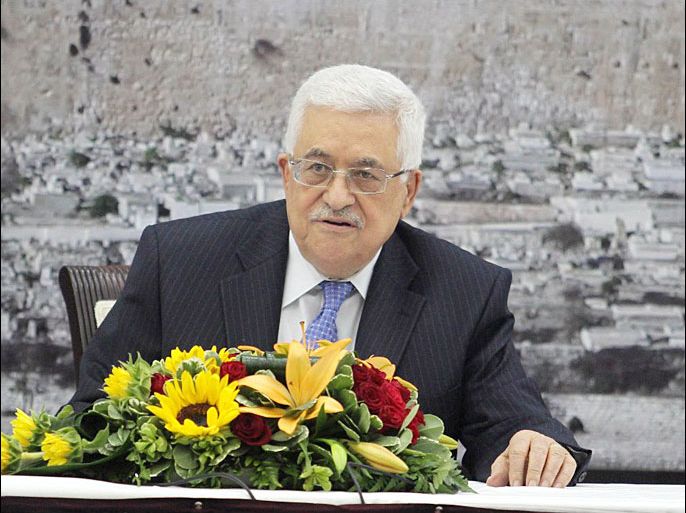 قيادة عباس تسعى لتثبت الحالة الفلسطينية وتجديد شرعية السلطة.