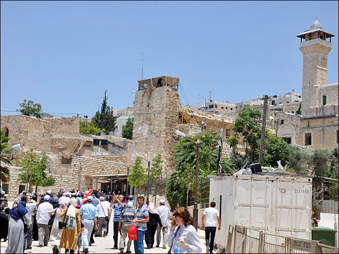 إسرائيل تسمح لوفود السياحبدخول الحرم الإبراهيمي (الجزيرة نت)