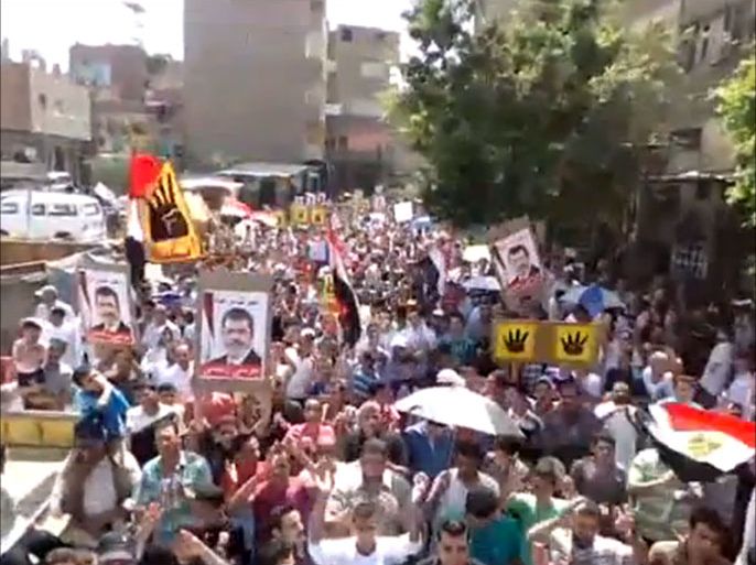 مسيرات مؤيدة للشرعية ورافضة للانقلاب في كرداسة .
