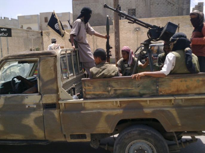 "القاعدة" في اليمن..الضربات أضعفته ولم تنهه