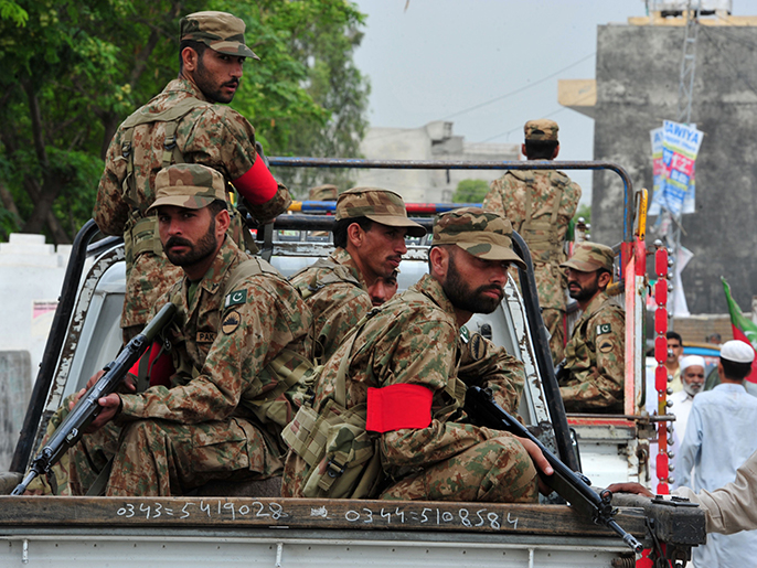 ‪الجيش الباكستاني دخل في مواجهة مع طالبان باكستان منذ سنوات‬ (الفرنسية)