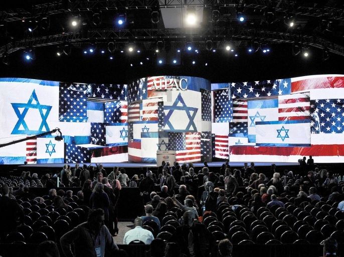 People arrive to attend the American Israel Public Affairs Committee (AIPAC) annual policy conference in Washington on March 3, 2013.