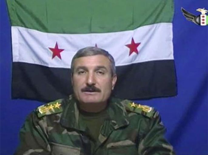 رياض الأسعد خدم في القوات الجوية السورية سنوات طويلة (أسوشيتد برس)