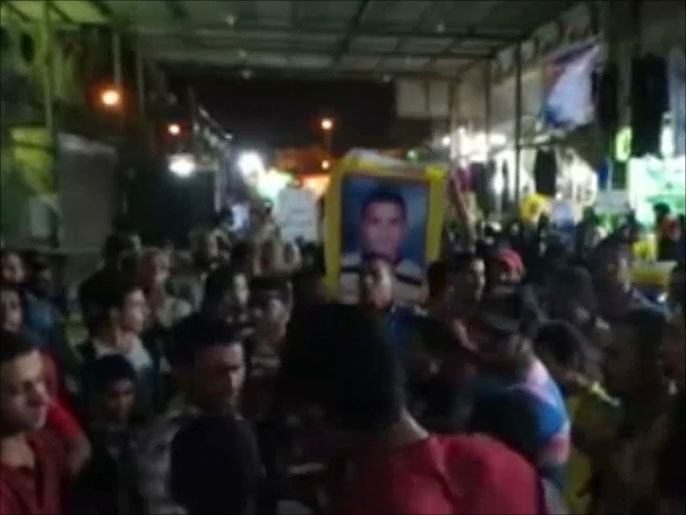‪مصر تشهد منذ مدة مظاهرات ليلية منددة بالانقلاب‬ مصر تشهد منذ مدة مظاهرات ليلية منددة بالانقلاب (الجزيرة)