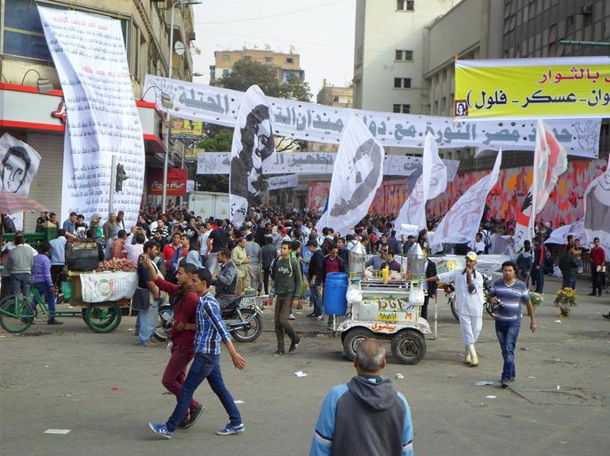 مئات الثوار قدموا إلى محمد محمود لإحياء الذكرى الثانية لأحداثه