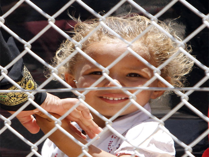 الأطفال يمثلون قرابة نصفعدد اللاجئين السوريين (الأوروبية)