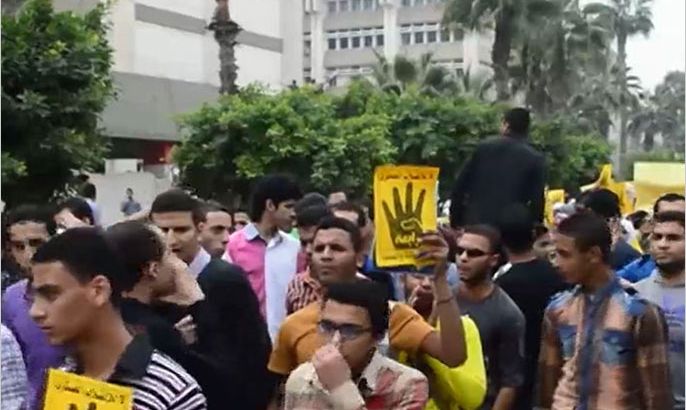 مظاهرات في مصر بعد سريان قانون تنظيم التظاهر