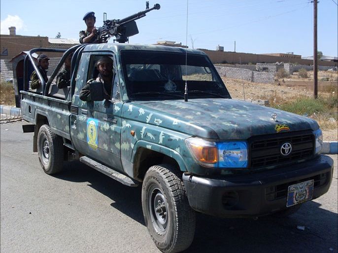 دوريات واجراءات أمنية مشددة في مدينة البيضاء تحسباً لهجمات القاعدة (الجزيرة نت)
