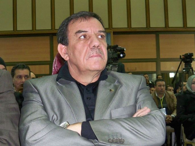 موسى تواتي : رئيس حزب الجبهة الوطنية الجزائرية، ومرشح للانتخابات الرئاسية المقبلة