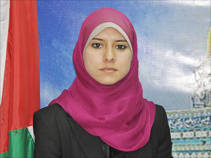 إسراء أكدت أنها ليست عضوة بحركة حماس(الجزيرة نت)