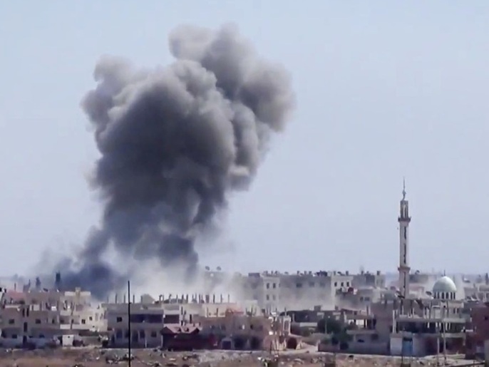 قصف سابق في درعا (رويترز-أرشيف)