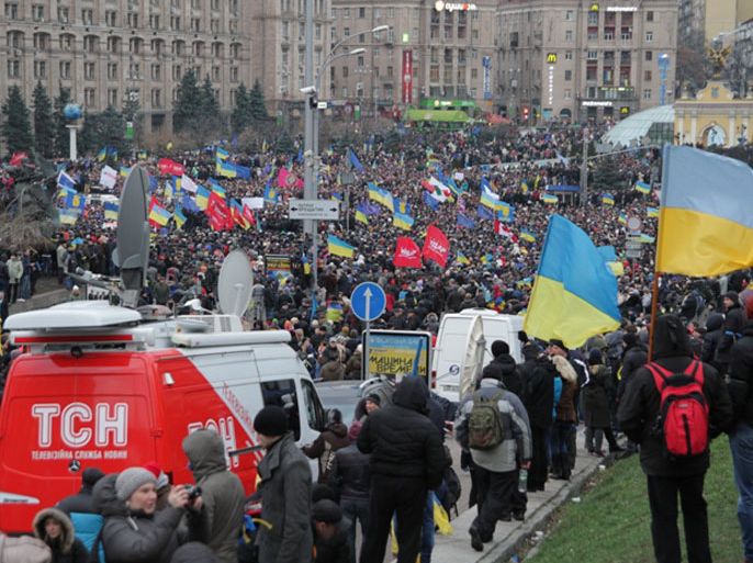 الإضراب سلاح المعارضة الأوكرانية لكسب المعركة