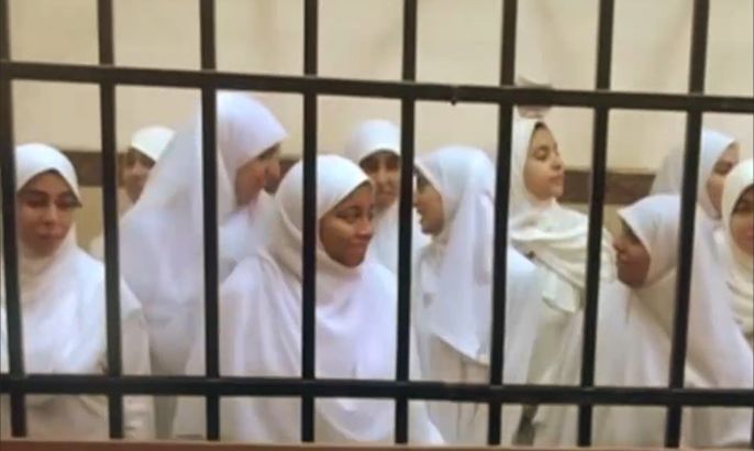 اعتقال محامي هيئة الدفاع عن فتيات الإسكندرية