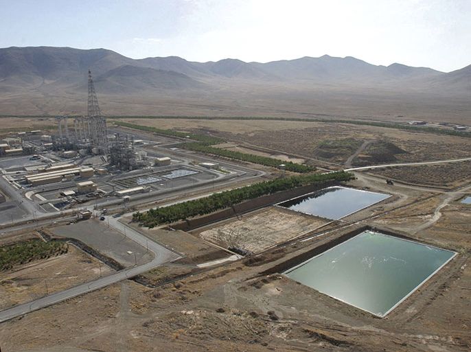 FILES) A file picture taken on August 26, 2006, shows a general view of the heavy water plant in Arak, 320 kms south of Tehran.