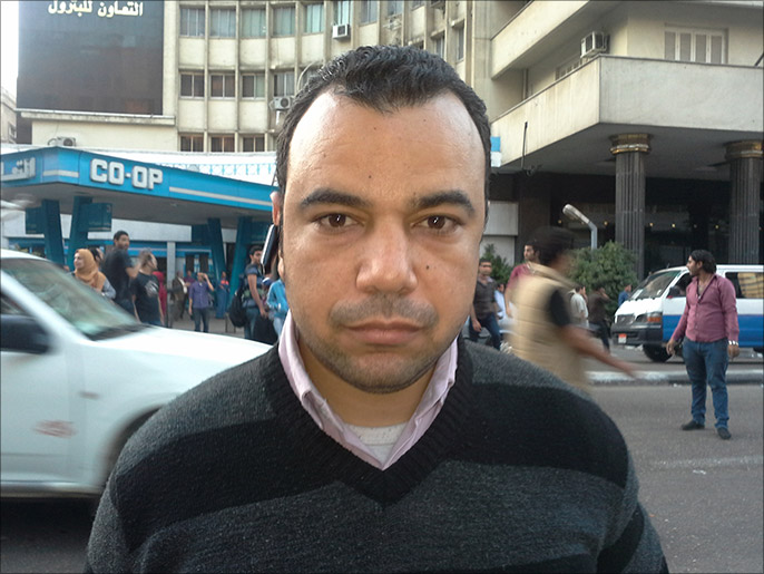 ‪عطية: ترشح السيسي للرئاسة لا يعني سيطرة نظام مبارك أو العسكر على الثورة‬ (الجزيرة)