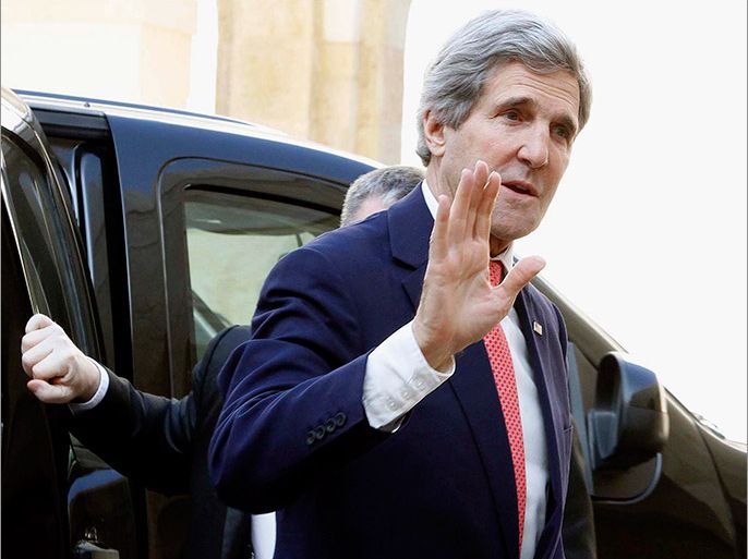 US Secretary of State John Kerry waves as he arrives at the Al-Hummer Royal offices to meet with King Abdullah II of Jordan (not in picture), in Amman, Jordan, 05 January 2014. Kerry arrived from Israel on his 10th visit to the Middle East in just under a year to push Israel and the Palestinians into thrashing out the framework accord. US Secretary of State John Kerry said that he was optimistic Israel and the Palestinians could reach a peace agreement as he announced he would return to Jerusalem in the evening for further negotiations after visits to Jordan and Saudi Arabia. EPA/JAMAL NASRALLAH