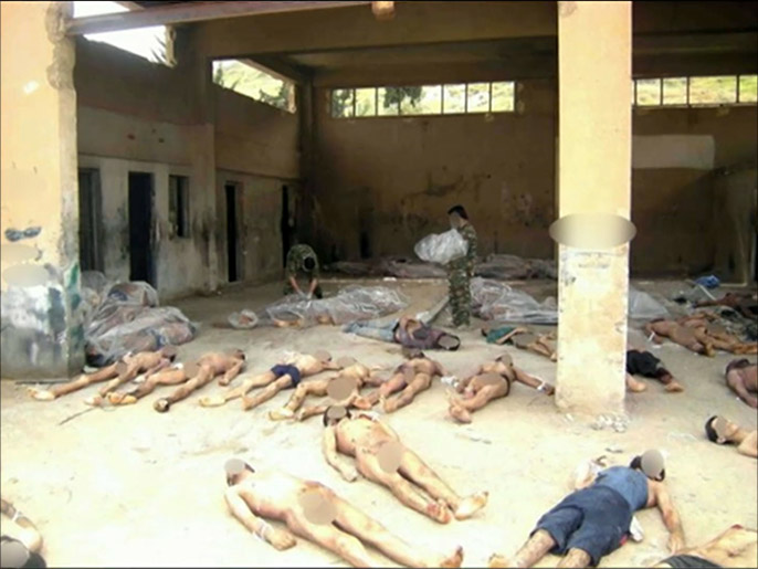 صور لانتهاكات النظام السوري المعتقلين بسجونه (الجزيرة)