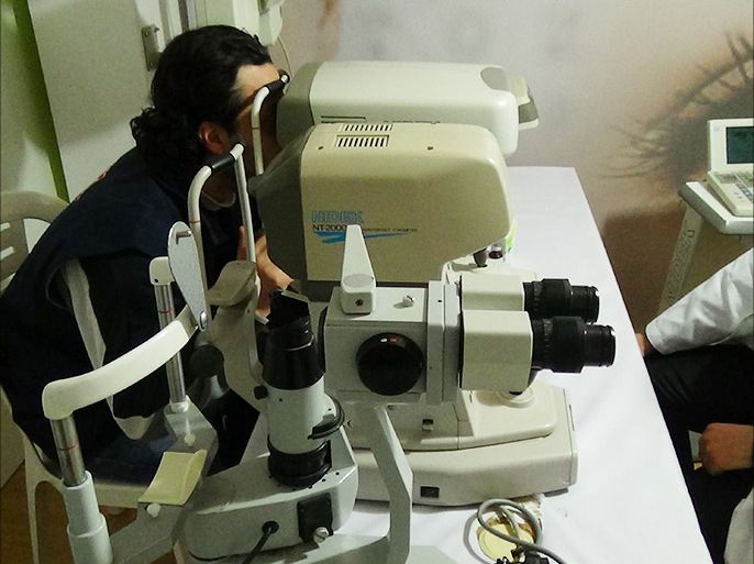 في العيادة العينية - المستوصف السوري الوحيد لعشرين ألف نازح في أنطاكية