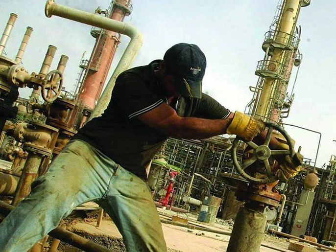 ليبيا تخسر يوميا150 مليون دولار أميركي جراء أزمة النفط (الجزيرة نت)