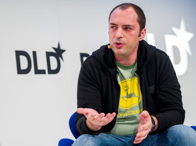 (FILE) A file picture dated 20 January 2014 shows Jan Koum, founder of messaging service WhatsApp, speaking during the Digital Life Design conference in Munich, Germany, 20 January 2014. Facebook announced on 19 February 2014 that it will buy messaging service WhatsApp for 19 billion dollars. EPA/MARC MUELLER *** Local Caption *** 51187083