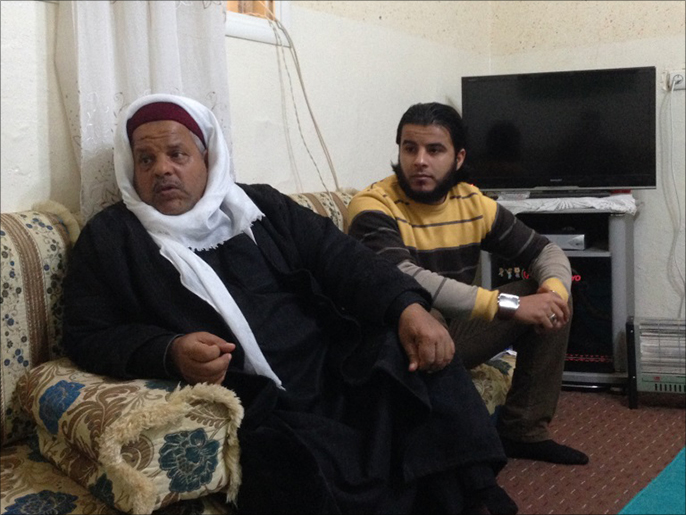 ‪عائلة اليمني: سعد كالعديد من الشباب تأثروا بثورتي مصر وتونس‬ (الجزيرة)