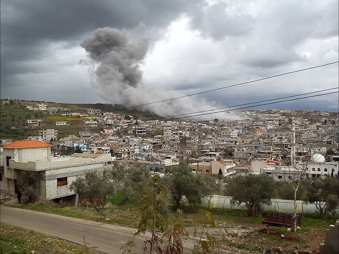 قصف النظام على قلعة الحصن والزارة بريف حمص الغربي- الجزيرة نت