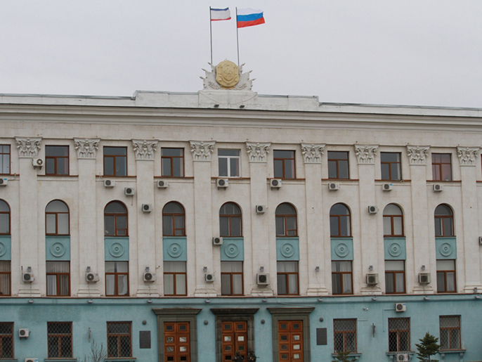 ‪العلم الروسي مرفوع على مقر‬  (الجزيرة)
