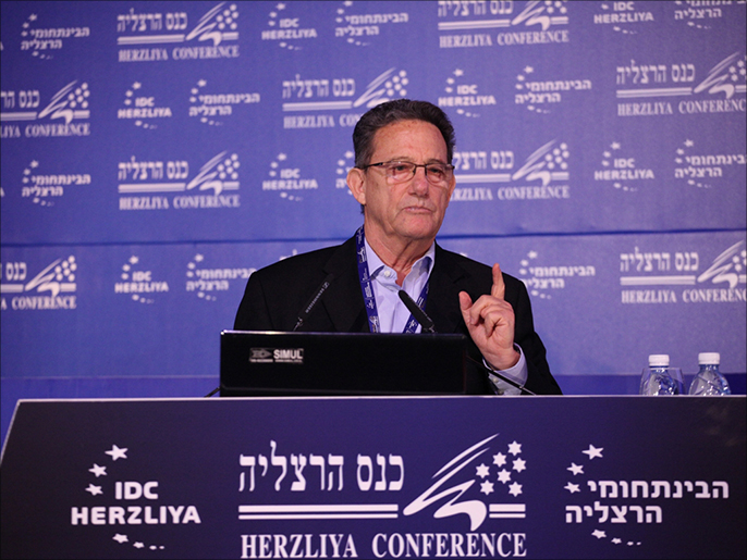 بن يشاي: إسرائيل معنية بتحاشي كل ما من شأنه تهديد الهدوء الأمني الراهن (الجزيرة)