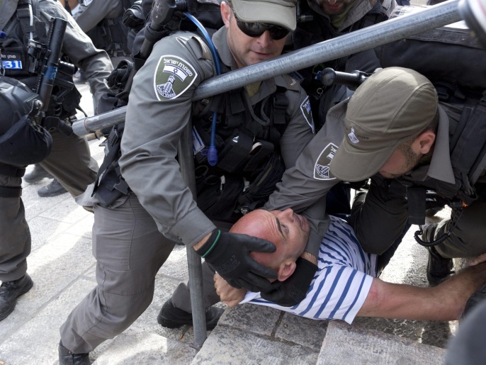 ‪الشرطة الإسرائيلية معروفة بعدوانيتها فضلا عن تورطها في قضايا فساد‬ (الأوروبية)