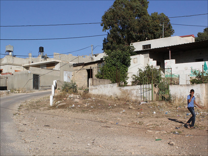‪بيت قاد قرية لاجئة بالكامل ويبلغ عدد سكانها أكثر من‬ (الجزيرة)