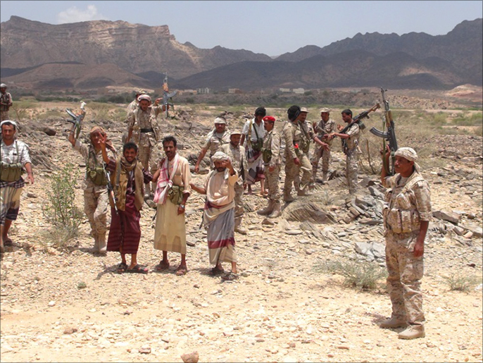 قوات الجيش اليمني قامت بعملية تمشيط واسعة بضواحي عزان بشبوة(الجزيرة)