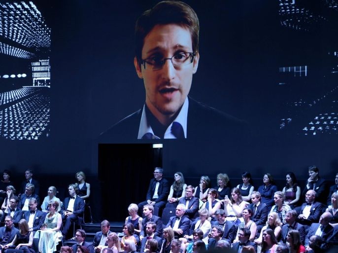 Former NSA contractor Edward Snowden speaks during a video sent to be seen during the Henri Nannen Prize ceremony in Hamburg, Germany, 16 May 2014. The Henri Nannen Prize awards for quality journalism will be awarded for the tenth time in this edition.