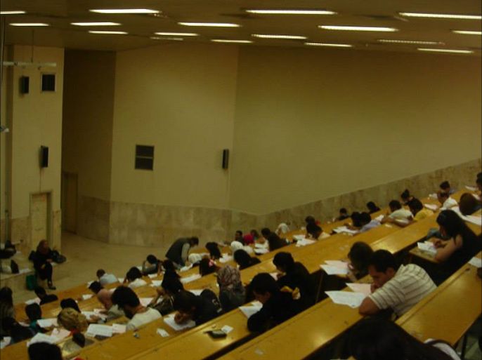 أثناء أحد الامتحانات في جامعة حمص