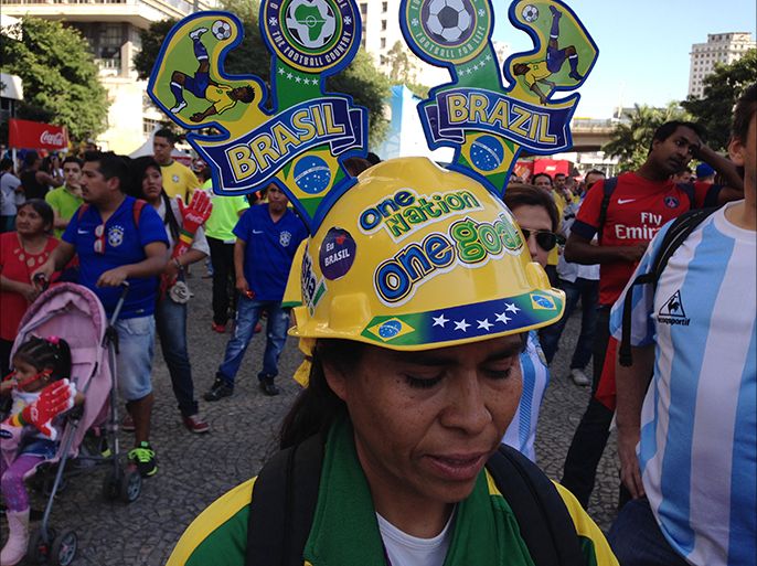 القبعة المونديالية العجيبة-صور من ساو باولو