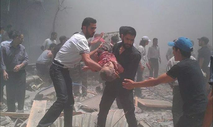 12 قتيلا معظمهم من الأطفال والنساء جراء انفجار سيارة مفخخة في مدينة دوما بريف دمشق