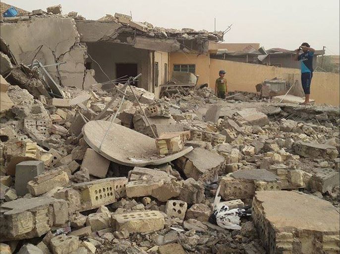 آثار القصف على مدينة الفلوجة حي الجمهورية من قبل الجيش العراقي