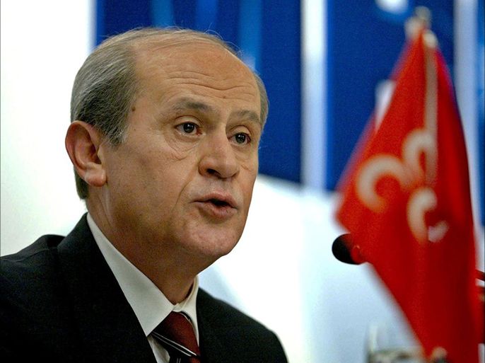ANK01 - 20020929 - ANKARA, TURKEY : Turkish deputy Prime Minister and leader of the Nationalist Action Party (MHP), Devlet Bahceli, speaks at a press conference in Ankara on Sunday 29 September 2002 about his party's program and the upcoming early elections on November 03. EPA PHOTO EPA/TARIK TINAZAY/TT fob
